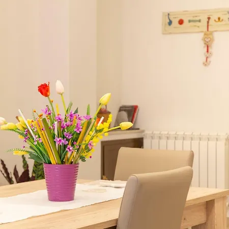 アパート Le Casette Di Nonno Pippo パラッツォーロ・アクレイデ